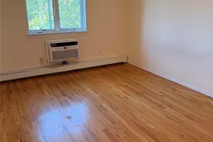 61-52 170th St, Fresh Meadows, NY 11365 - Photo 4