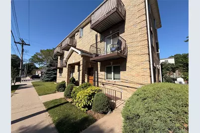 6152 170th Street, Fresh Meadows, NY 11365 - Photo 2