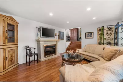 38 Hayden Drive, Bethpage, NY 11714 - Photo 28