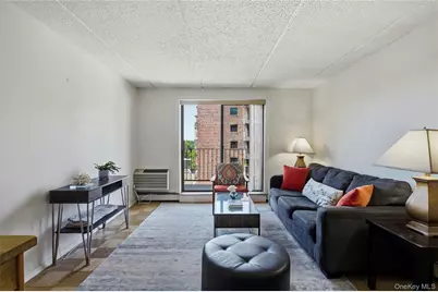 687 Bronx River Road #6C, Yonkers, NY 10704 - Photo 2
