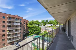 687 Bronx River Rd, Yonkers, NY 10704 - Photo 18