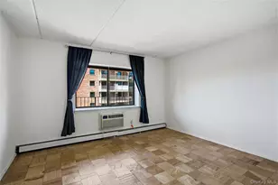 687 Bronx River Rd, Yonkers, NY 10704 - Photo 10