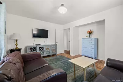 156 Moore Avenue, Massapequa Park, NY 11762 - Photo 8