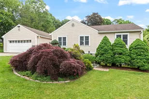 411 S Chelsea Rd, White Plains, NY 10603 - Photo 2