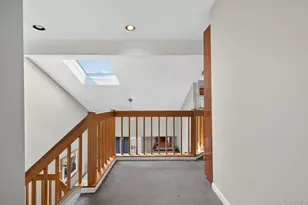86 Hidden Ponds Cir, Smithtown, NY 11787 - Photo 14