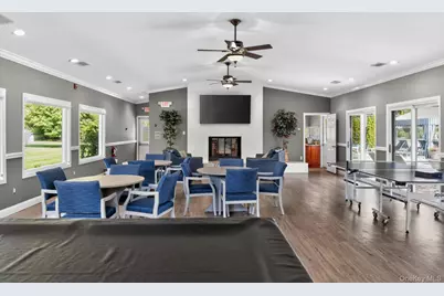 86 Hidden Ponds Circle, Smithtown, NY 11787 - Photo 32