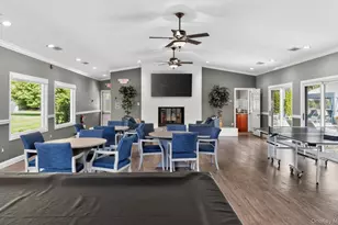 86 Hidden Ponds Cir, Smithtown, NY 11787 - Photo 32