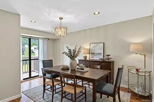 86 Hidden Ponds Cir, Smithtown, NY 11787 - Photo 4