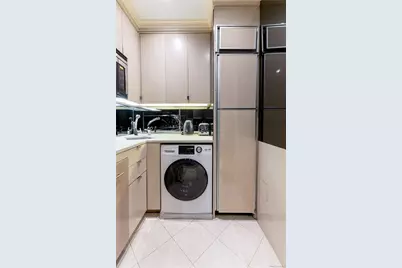 160 Central Park S #1607, New York, NY 10019 - Photo 8