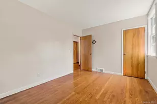 13 Osborne Rd, Poughkeepsie, NY 12601 - Photo 20