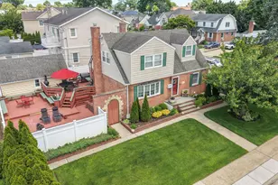 1006 Glen Dr, Franklin Square, NY 11010 - Photo 34