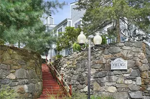25 Barker St, Mount Kisco, NY 10549 - Photo 2
