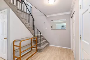 29 Beaumont Ln, Lake Grove, NY 11755 - Photo 18