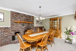 29 Beaumont Ln, Lake Grove, NY 11755 - Photo 10