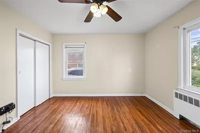 85 Todd Road, Valley Stream, NY 11580 - Photo 12
