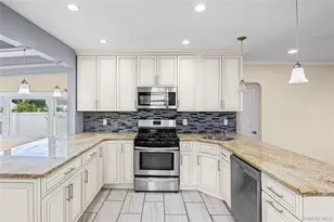 85 Todd Rd, Valley Stream, NY 11580 - Photo 10