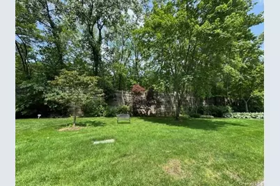 352 N Greeley Avenue, Chappaqua, NY 10514 - Photo 18