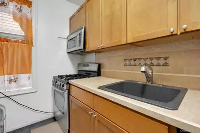 2166 Bronx Park E #1F, Bronx, NY 10462 - Photo 10