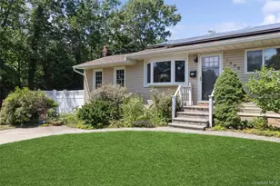 1560 Brightshore Blvd, Bay Shore, NY 11706 - Photo 2
