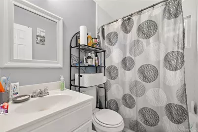 70 E Lakeland Street, Bay Shore, NY 11706 - Photo 10