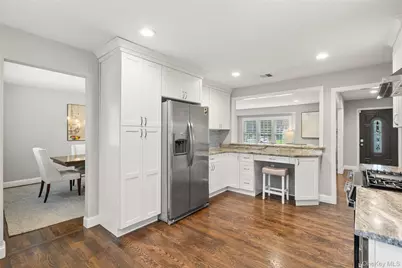 1957 Jackson Avenue, West Islip, NY 11795 - Photo 6