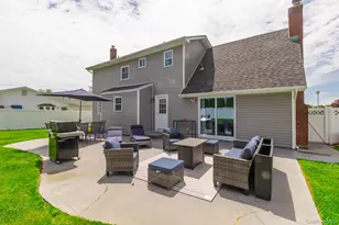 1957 Jackson Ave, West Islip, NY 11795 - Photo 20