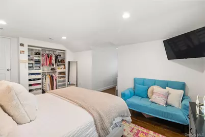 1957 Jackson Avenue, West Islip, NY 11795 - Photo 16
