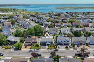 3929 Carrel Blvd, Oceanside, NY 11572 - Photo 36