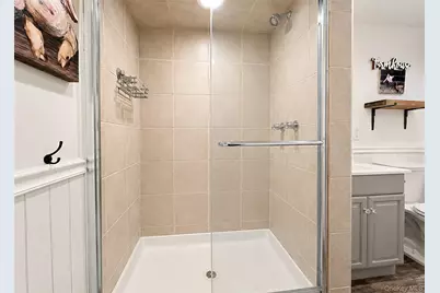 47 Newtown Avenue, Selden, NY 11784 - Photo 18
