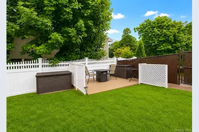 47 Newtown Avenue, Selden, NY 11784 - Photo 28