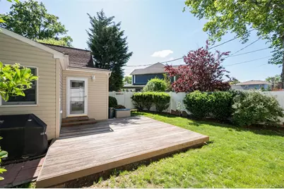 7 Briarcliff Drive, Merrick, NY 11566 - Photo 6