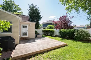 7 Briarcliff Dr, Merrick, NY 11566 - Photo 6