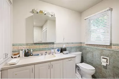 7 Briarcliff Drive, Merrick, NY 11566 - Photo 20