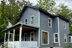 19 Park St, Ellenville, NY 12428 - Photo 2