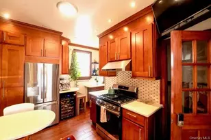 80-19 85th Rd, Woodhaven, NY 11421 - Photo 10