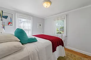 131 Floral Pkwy, Floral Park, NY 11001 - Photo 22