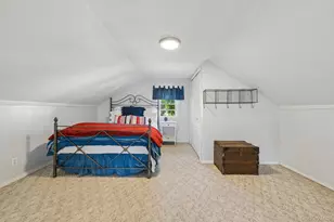 131 Floral Pkwy, Floral Park, NY 11001 - Photo 28