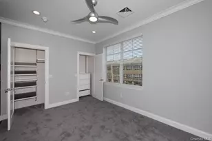 40 Elizabeth St, Farmingdale, NY 11735 - Photo 6