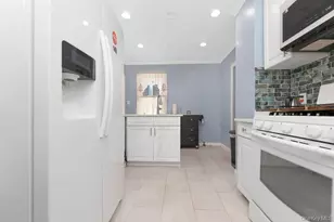 105-23 Remington St, Jamaica, NY 11435 - Photo 22
