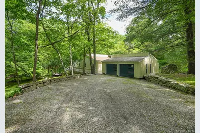 22 Peters Lane, Pound Ridge, NY 10576 - Photo 4