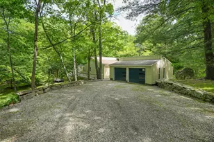 22 Peters Ln, Pound Ridge, NY 10576 - Photo 4