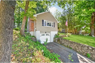13 Prospect Place, Suffern, NY 10901 - Photo 2