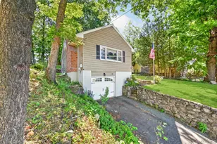 13 Prospect Pl, Suffern, NY 10901 - Photo 2