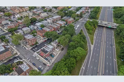 918 Throgs Neck Expwy, Bronx, NY 10465 - Photo 24