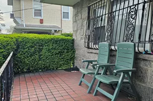 25-28 Bessemund Ave, Far Rockaway, NY 11691 - Photo 2