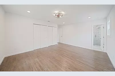 6 Barclay Drive, Coram, NY 11727 - Photo 24
