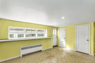 1812 Collins St, Seaford, NY 11783 - Photo 20