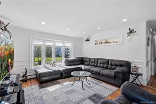 105 Sequams Ln E, West Islip, NY 11795 - Photo 6