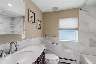 105 Sequams Ln E, West Islip, NY 11795 - Photo 28