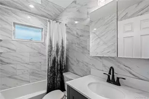105 Sequams Ln E, West Islip, NY 11795 - Photo 18